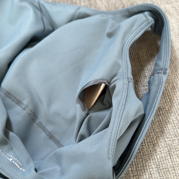 Old Navy Active Powersoft Jumpsuit Sz S Blue Flared Leg Crossback Bra Athleisure - Picture 10 of 10